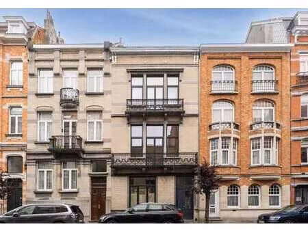 maison de maître rénovée avec jardin