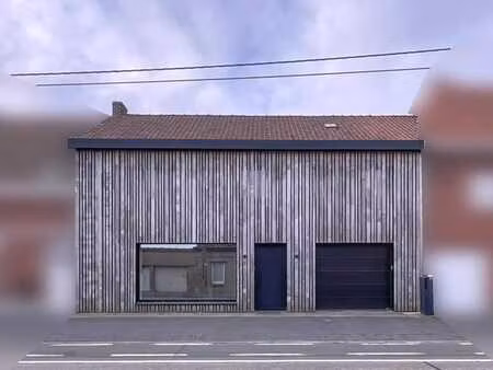 maison avec bureau & hangar