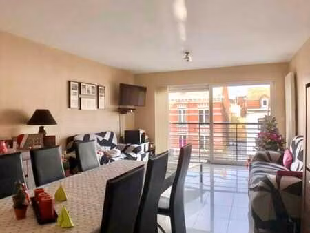 superbe appartement 2 chambres au cœur de la louvière