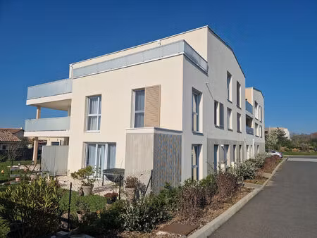 location appartement 3 pièces 72 m² à arnas (69400)