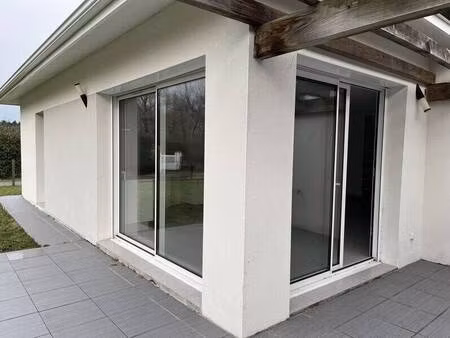 maison de plain-pied à louer