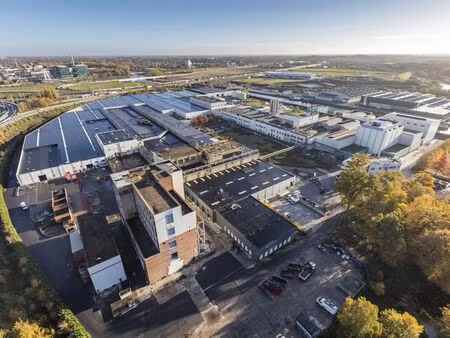 bien professionnel à louer à zwijnaarde € 8.813 (lkq08) - oreon properties herentals | zim