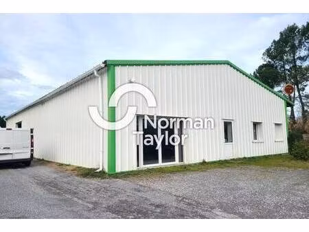 local d'activités à vendre