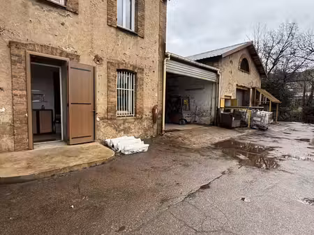 local commercial à louer