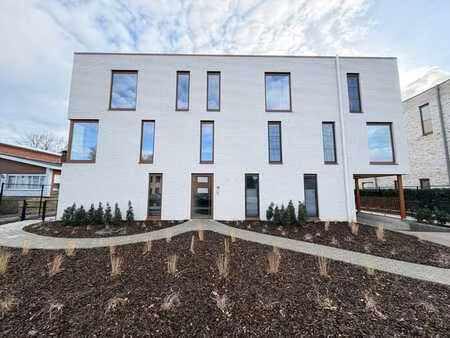 prachtig luxueus nieuwbouwappartement met groot terras