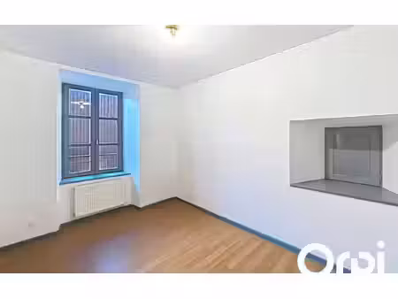 location appartement  73.18 m² t-4 à molompize  490 €