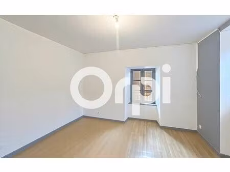 location appartement  73.18 m² t-4 à molompize  550 €