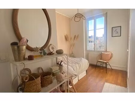 location appartement  54 m² t-3 à oullins  940 €