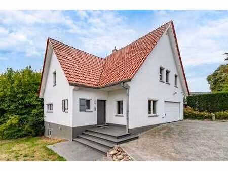 villa de 365 m² - 5 chambres et 3 salles de bains