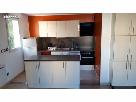 t3 meublé de 63 m2 à louer à thonon-les-bains avec parking