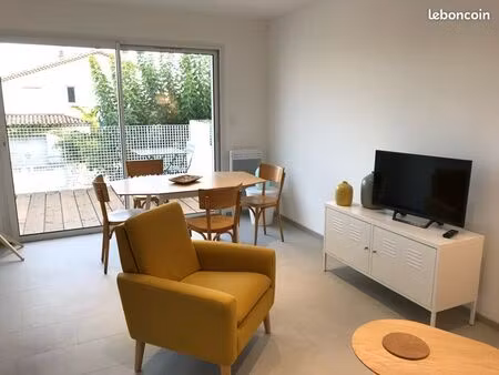 beau t2 avec terrasse proximité plage