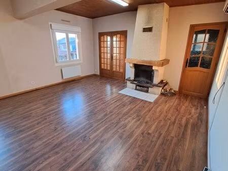 grand t2 climatisé à frotey-lès-vesoul