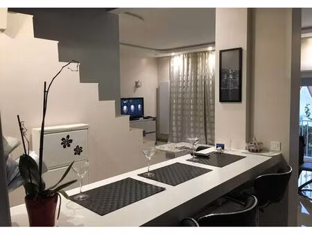 location maison 4 pièces 80 m² à cadillac-sur-garonne (33410)