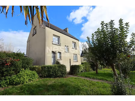 landerneau - maison à vendre - 8 pièces  4 chambres  à rénover