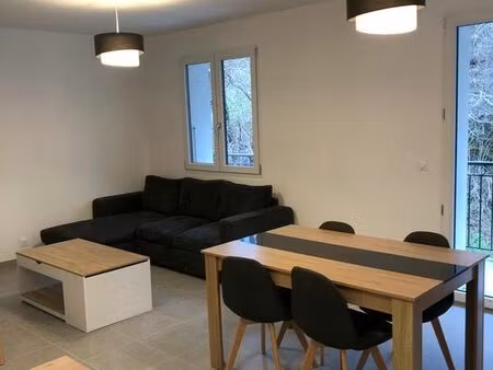 t2 meublé 44m²