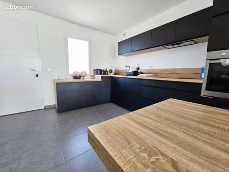maison 3 pièces 77 m²