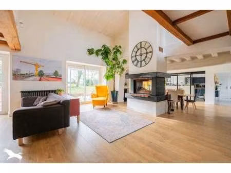 vente maison à couëron (44220) : à vendre / 220m² couëron