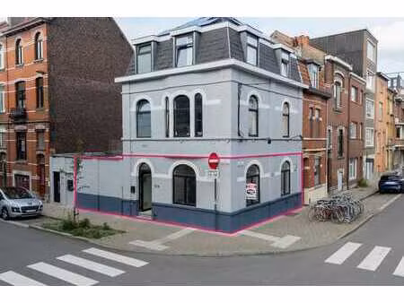 kantoorruimte/horecapand 100m² gelegen in gent