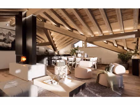 apartment - duplex with exposed beams with id 059856