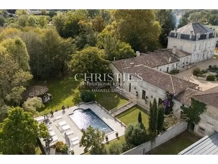 romantic country château with guesthouses and space for professional activities with id 35