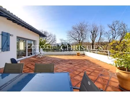 for sale ciboure - single-storey house with id 3685642191