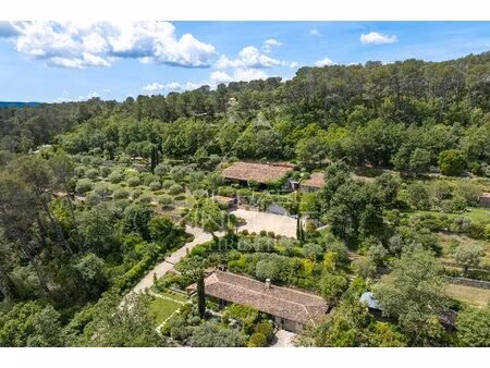 idyllic provençal estate with panoramic hilltop views with id 2785941528
