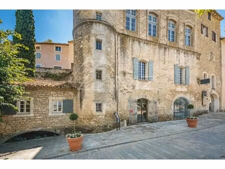 commercial premises with apartment in ménerbes with id 2784813900