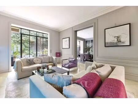 paris 16th district – a superb family home with id 2885249626