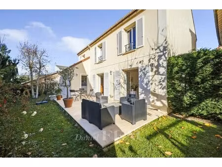 le chesnay – a 4/5 bed family home with id 2886445726