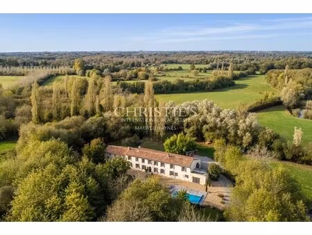 25 min from bordeaux - beautiful renovated stone house with id 357531483