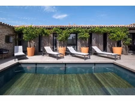 luxury villa by the beach with id 3585794902