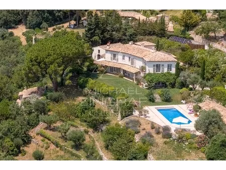 exclusive property with sea view with id 2785566917