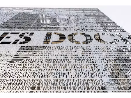 location bureau marseille 13002