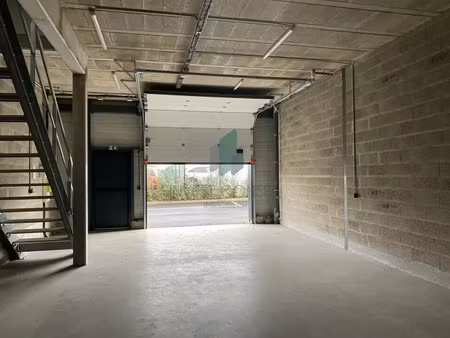 local d'activite a louer