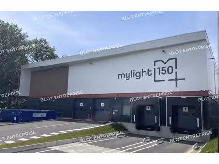 à louer - locaux d'activités - 2 687 m² - sautron