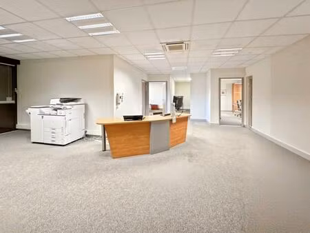 locaux commerciaux à usage de bureau