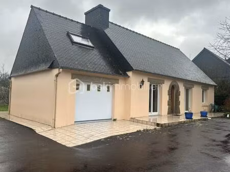 maison traditionnelle de 79 m² à carhaix-plouguer