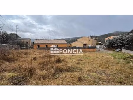 digne  terrain constructible viabilisé en bordure