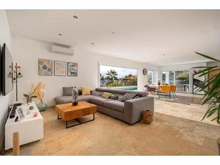 maison de 11 pièces de 290 m² à draguignan