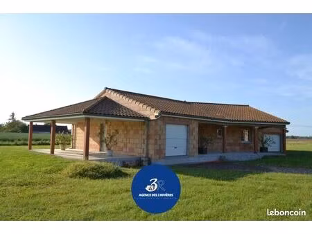 maison 1 pièce 104 m²