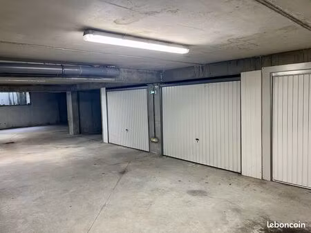 garage boxé souterrain (bas bld sautel)