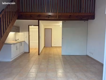 loue maison banassac