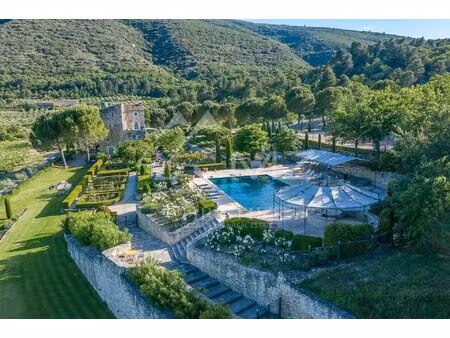 bonnieux - gorgeous property with tennis court and high level of amenities with id 2737698