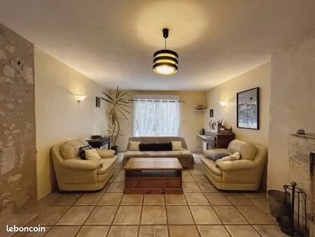 maison à louer rigny usse