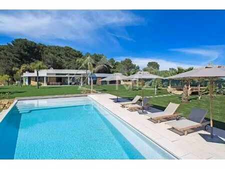 antibes - architect's villa with id 27409006