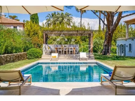 saint-tropez - contemporary villa near the center with id 2782585212