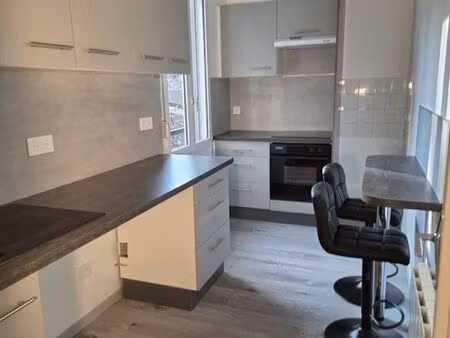 location t3 epernay 54m2 refait à neuf proche centre-ville