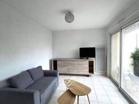 location appartement 2 pièces meublé à vannes centre ville (56000) : à louer 2 pièces meub