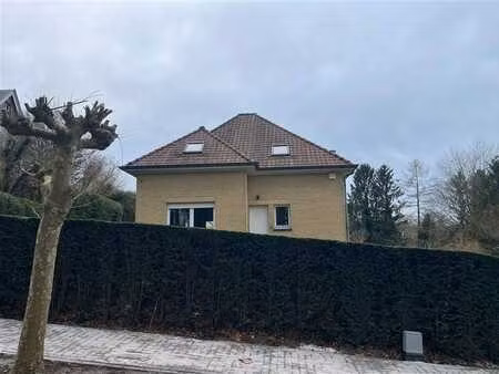 villa charmante avec 2 chambres