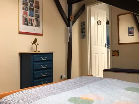 location meublée chambre 1 pièce 25 m² à la trinité-porhoët (56490)  550 €